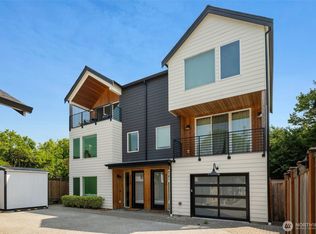 8530 13th Avenue NW #B, Seattle, WA 98117