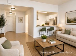 916 W 84th St #10, Los Angeles, CA 90044