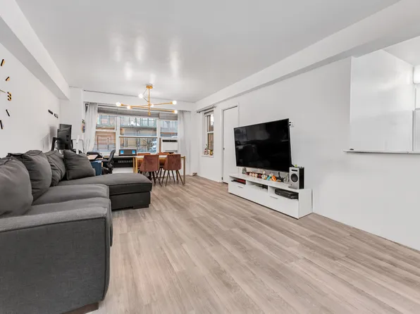 415 East 52nd Street image 1 of 6