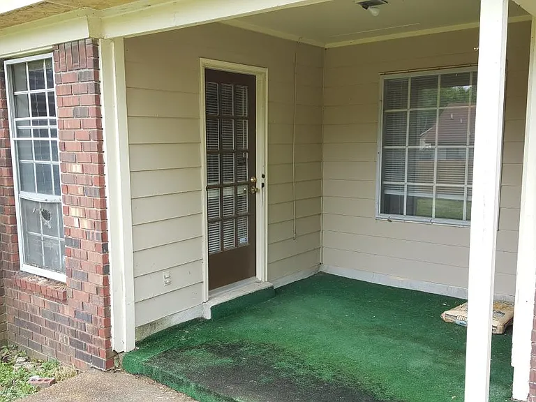 4506 Valley Cv #7 — Photo 4