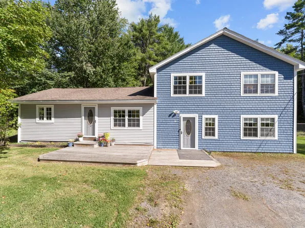 38 Back Street, Monmouth, ME 04265