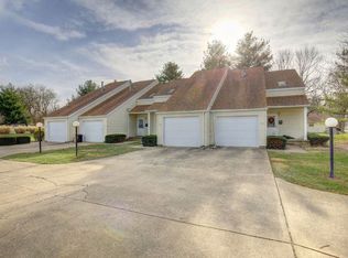 511 S Piatt St, Monticello, IL 61856
