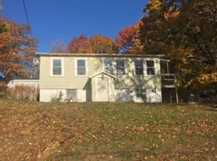 14 Kimball St, Lunenburg, MA 01462