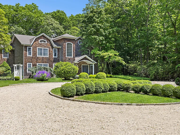2795 Deerfield Rd — Photo 22