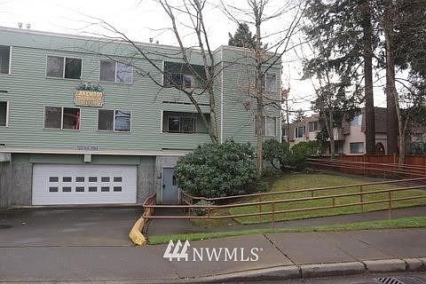 1st image of 7223 175th Street #202