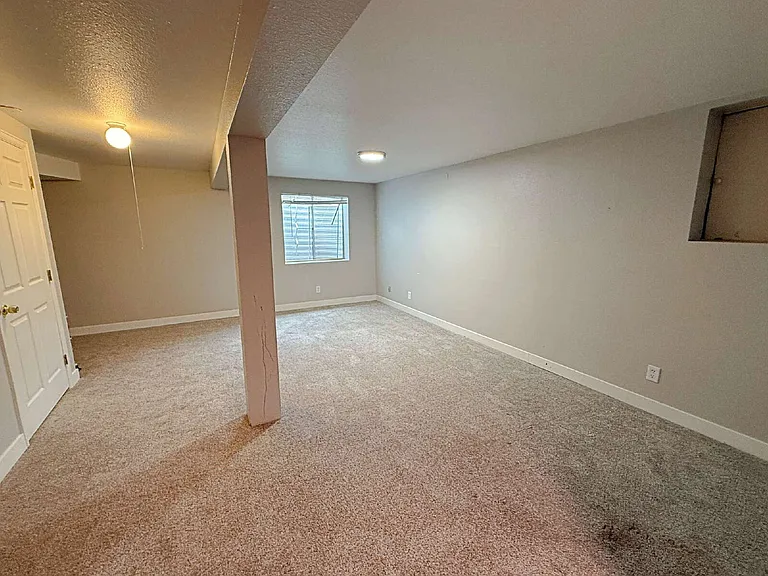 1680 S Espana Way — Photo 12