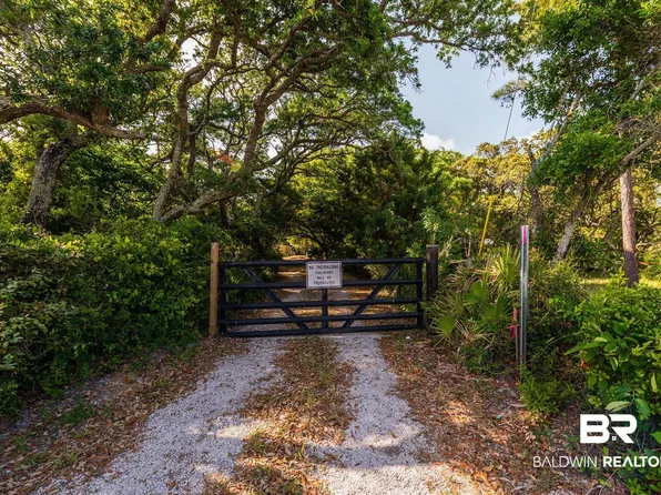 550 Windmill Ridge Rd, Gulf Shores, AL 36542