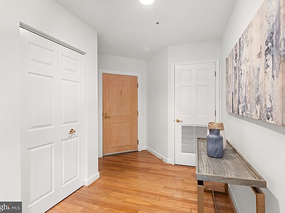 5th image of 5000 Battery Ln #105