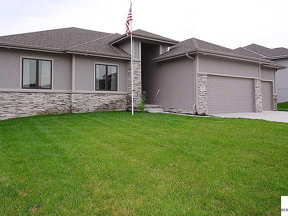2nd image of 20701 Shirley St