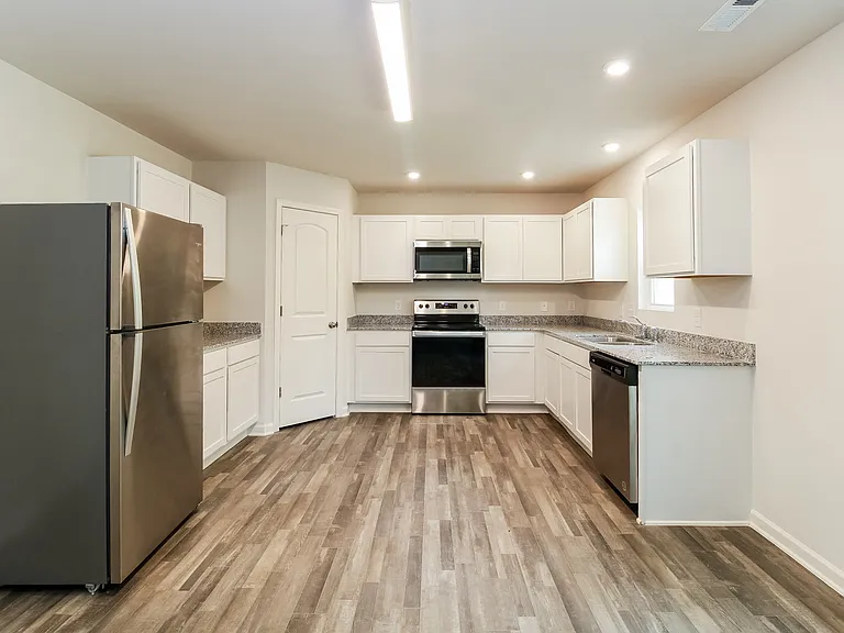 1681 Robins Nest Dr — Photo 6