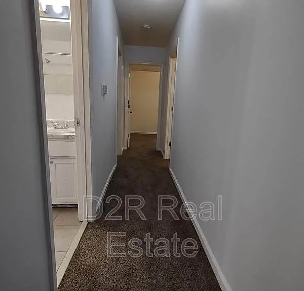 7819 Southfield Dr — Photo 14