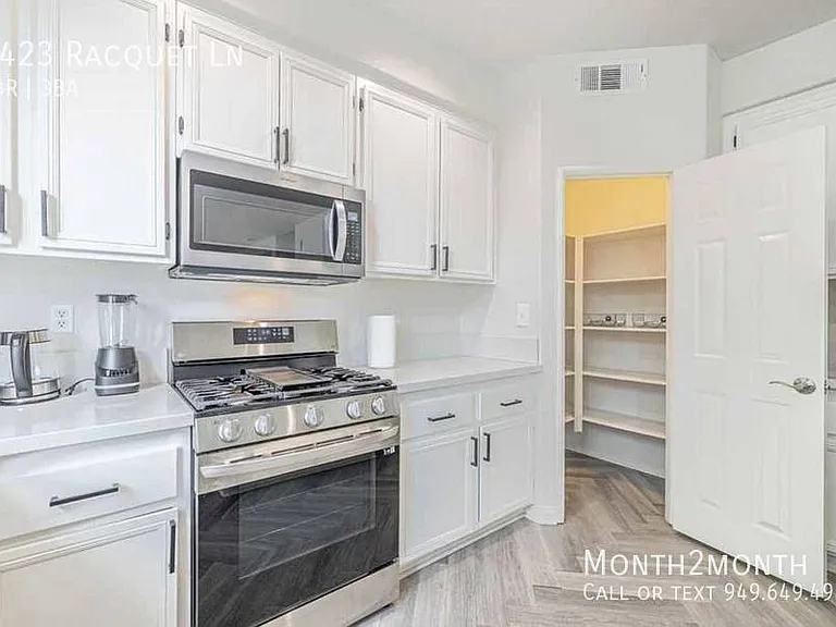 3423 Racquet Ln — Photo 12