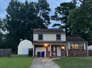 347 Green Meadows Dr, Newport News, VA 23608