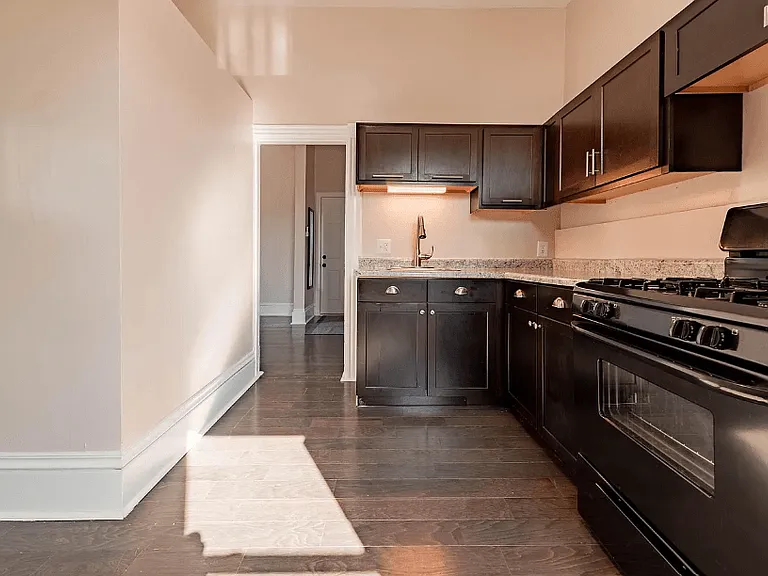 241 Western Avenue S — Photo 12