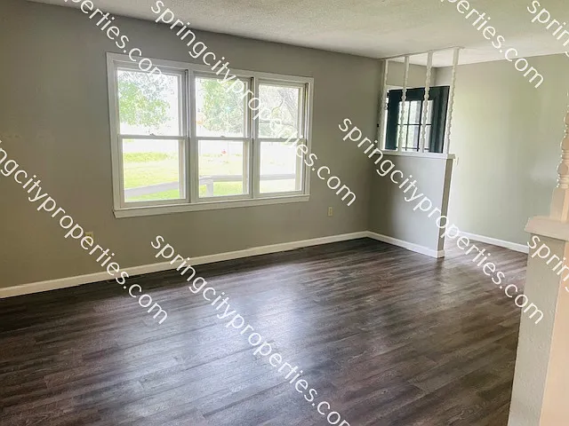 505 W Carman Rd — Photo 5