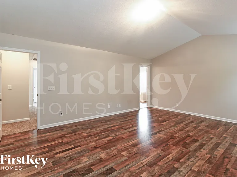 4707 Shady Oak Dr — Photo 11