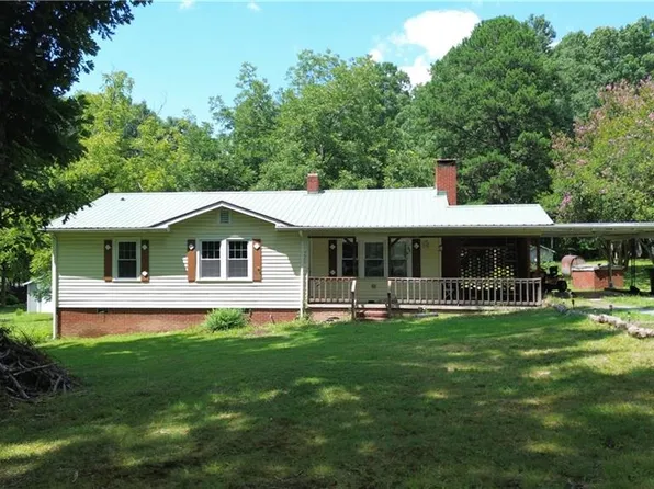 326 Northwood Dr, Asheboro, NC 27203