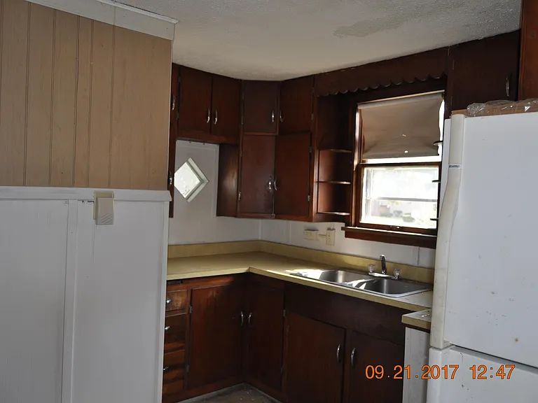 1132 N Jackson St — Photo 10