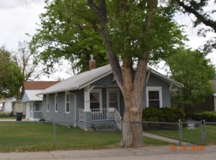218 W Deer St, Glenrock, WY 82637