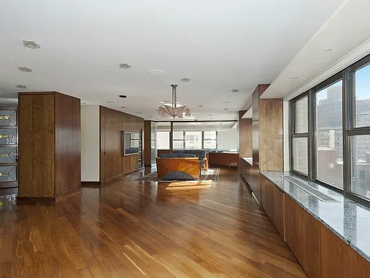 Sold by Sotheby's International Realty | media 2
