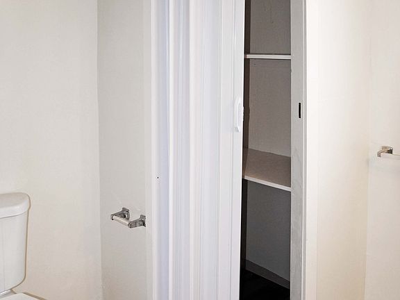 2nd image of 347 Haddon Rd #3