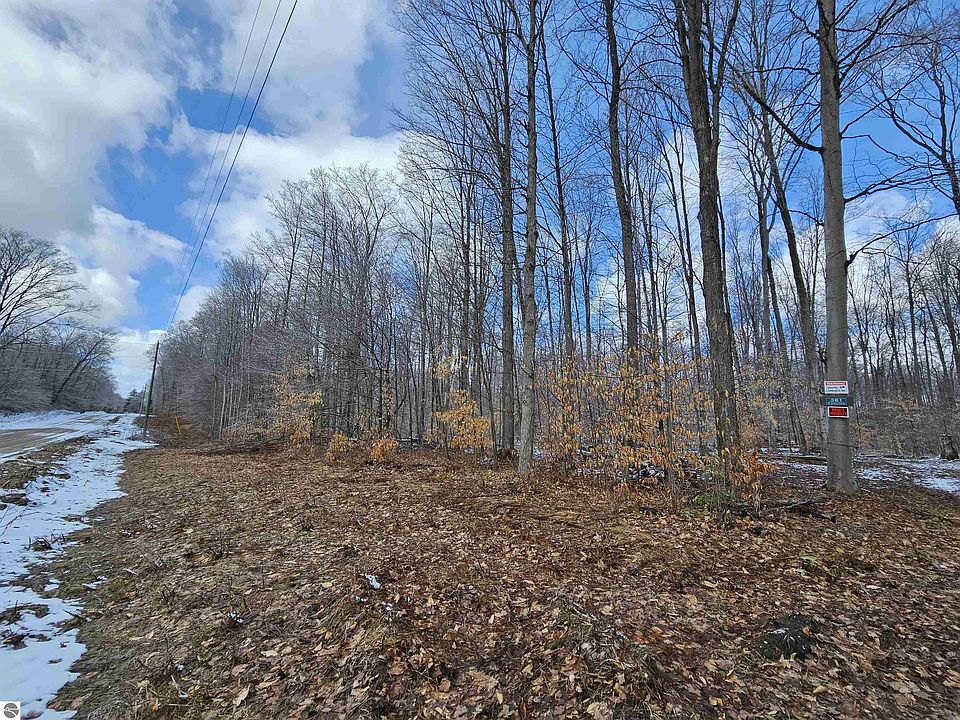 1st image of 361 W Rhoby Rd