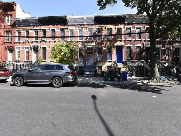 409 E 139th St, Bronx, NY 10454