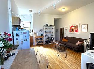 427 16th St APT 2D, Brooklyn, NY 11215