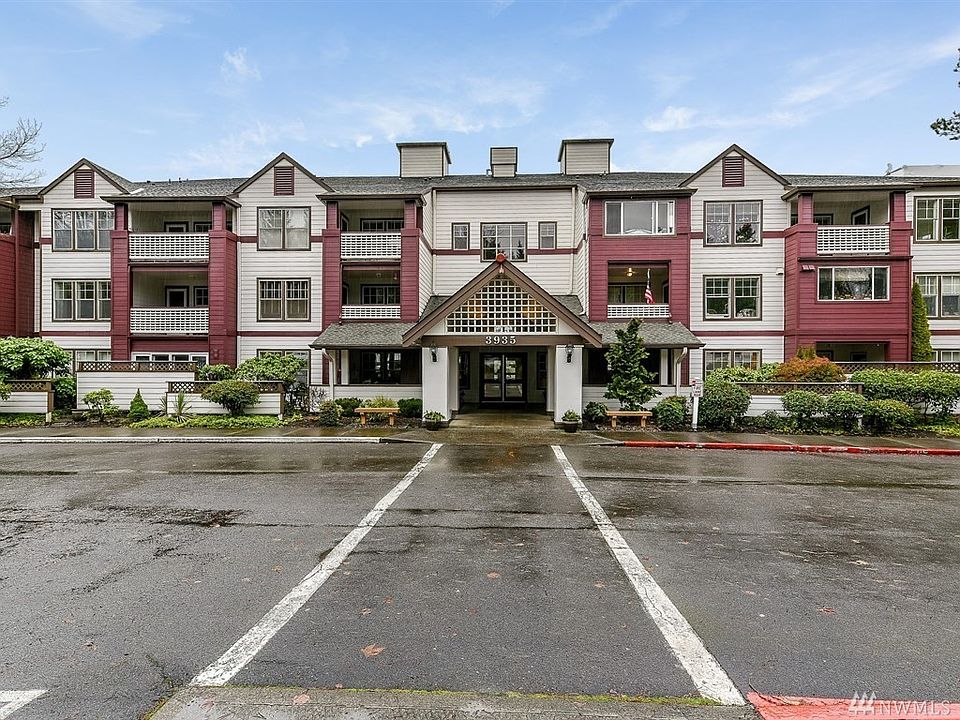 1st image of 3935 226th Pl SE APT 212