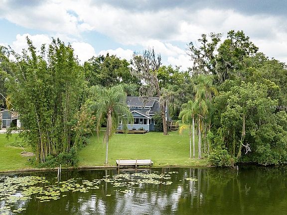 3rd image of 113 Laken Ln