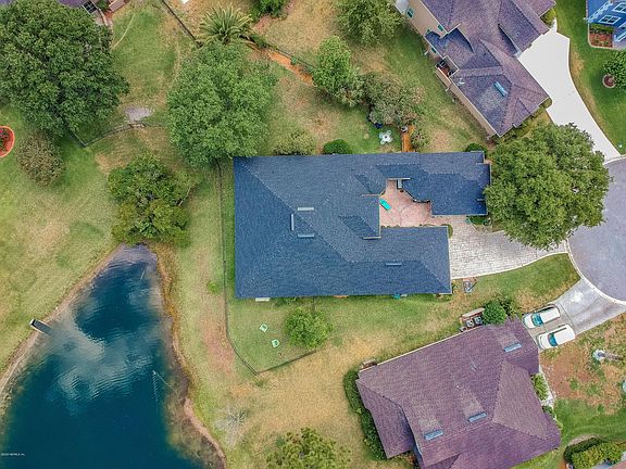 4th image of 13708 Weeping Willow Way
