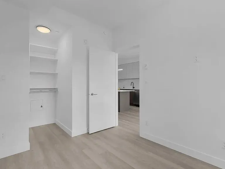 7728 119a St — Photo 10