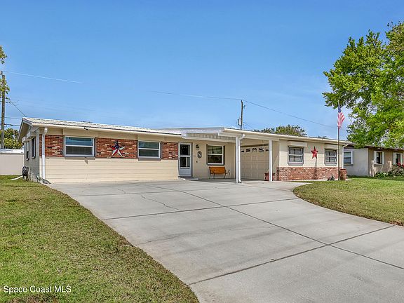 2nd image of 660 Key Largo Dr S