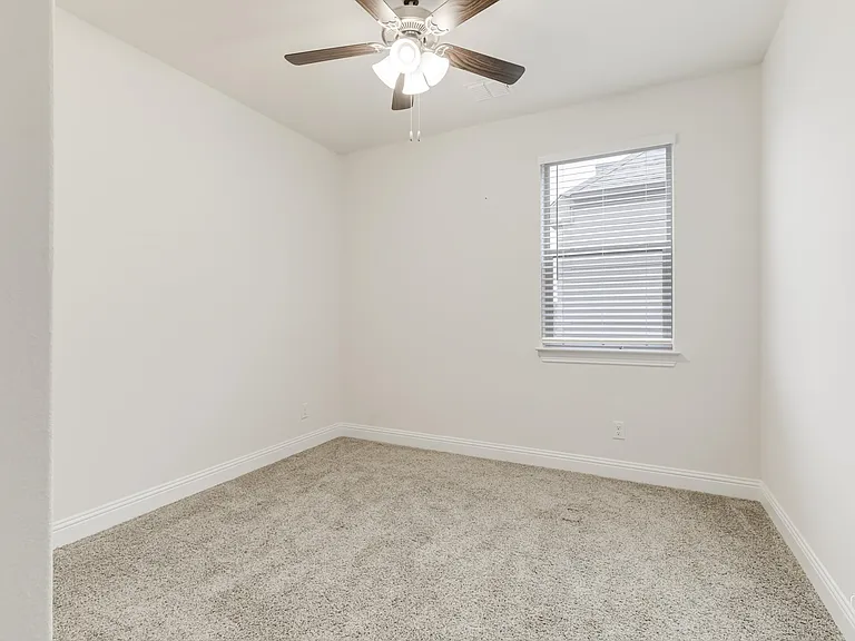 1506 Lake District Dr — Photo 21