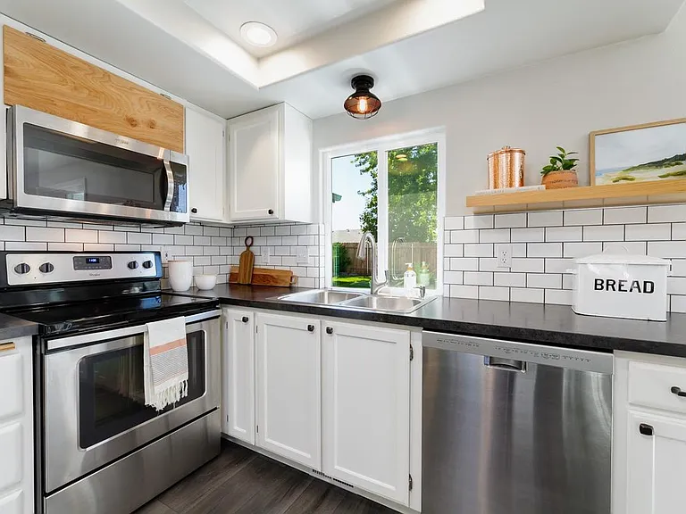 5644 S Daffodil Pl — Photo 14