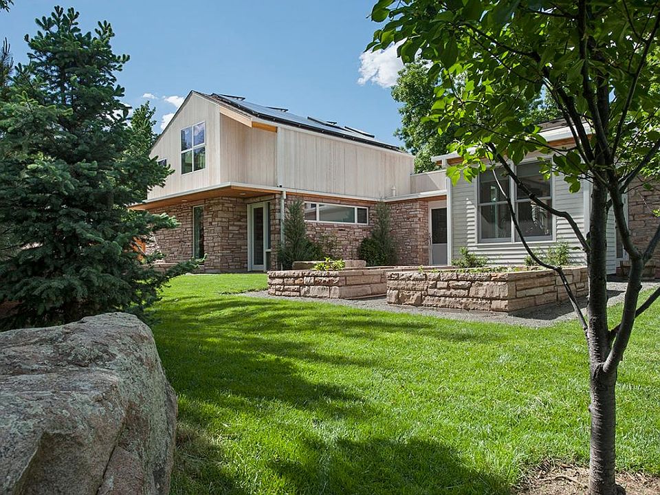 Main property side yard