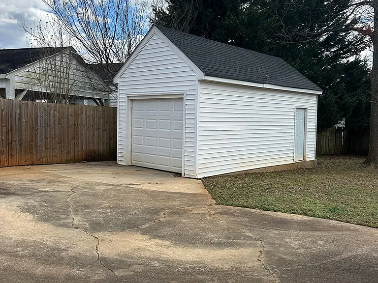 7 Vanderbilt Cir — Photo 21