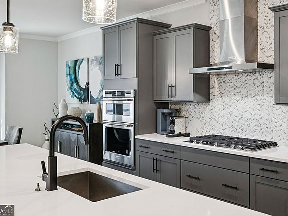 5th image of 1336 Stanley Park Dr #1