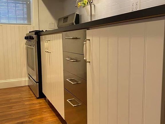 4th image of 1563 85th St Floor 1