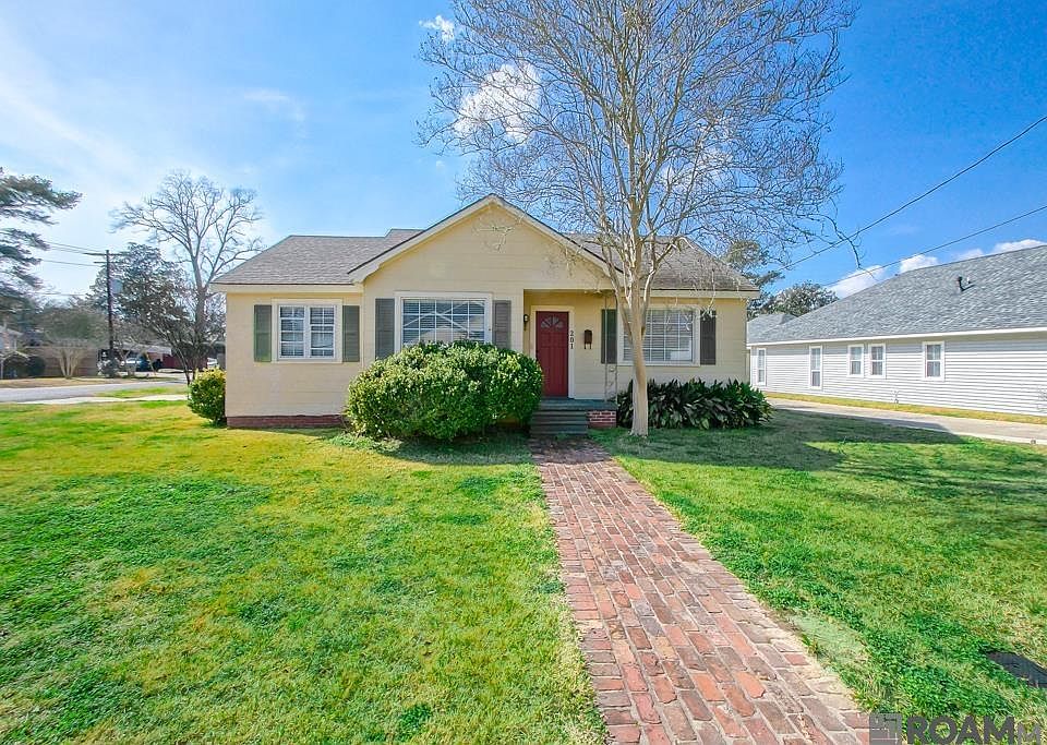 1st image of 201 Lejeune St