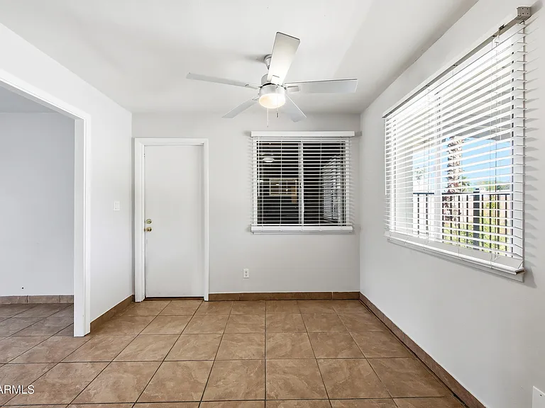 4213 E Sahuaro Dr — Photo 10