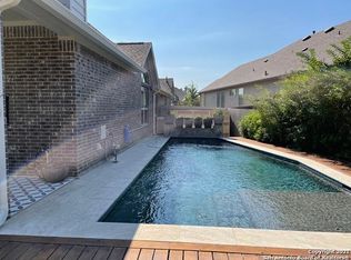 8907 Fowler Hl, Fair Oaks, TX 78015