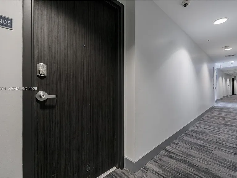 6515 Collins Ave #1405 — Photo 8