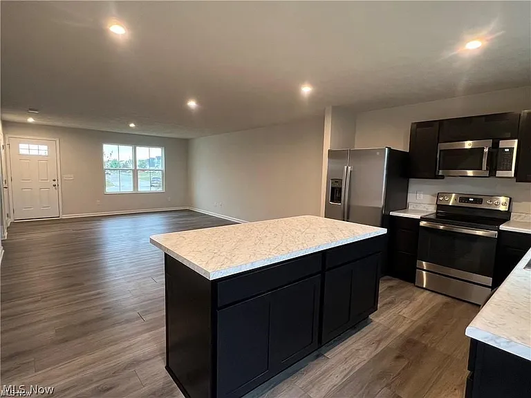 4619 Erhart Dr — Photo 2