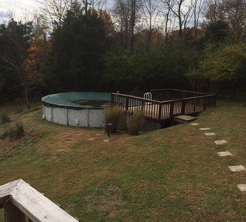 2nd image of 1584 Lakeshore Drive