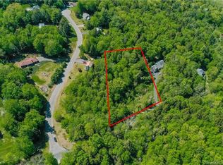 89 Taylor Rd, Winsted, CT 06063