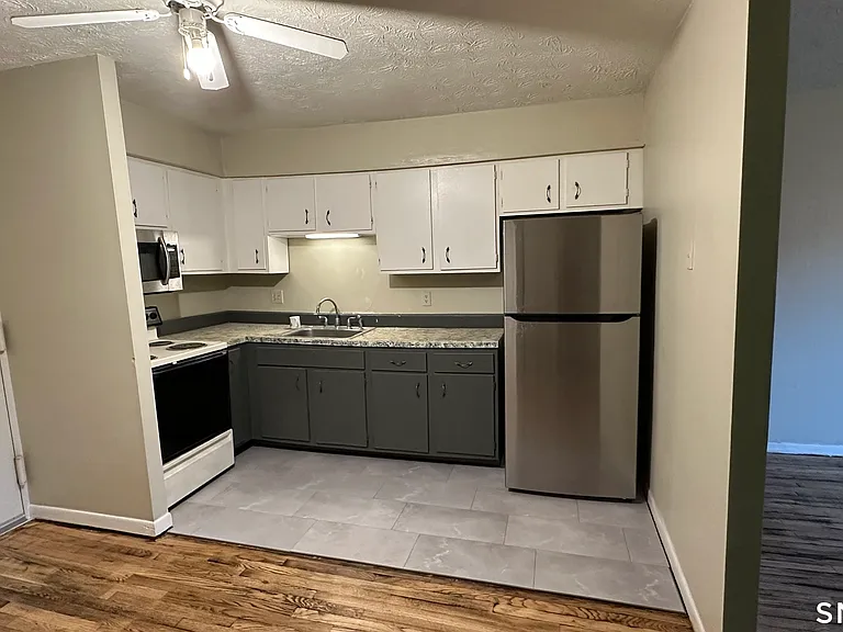 581 Crown St #99 — Photo 1