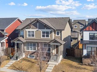 849 NW Mahogany Blvd SE, Calgary, AB T3M 2H1