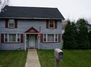 216 Main St, Andover, NJ 07821