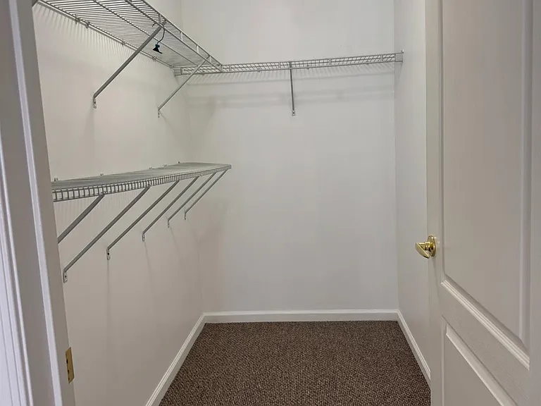 1325 Fernwood Ct — Photo 10